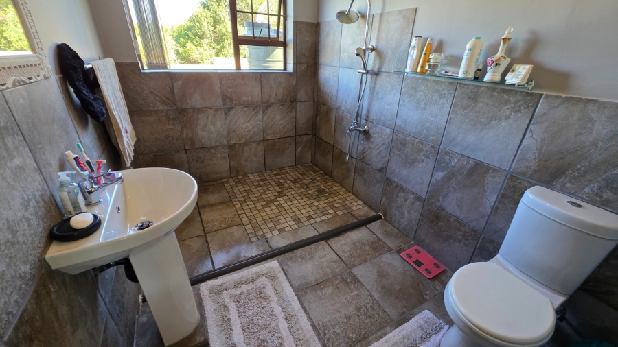 3 Bedroom Property for Sale in Dana Bay Western Cape